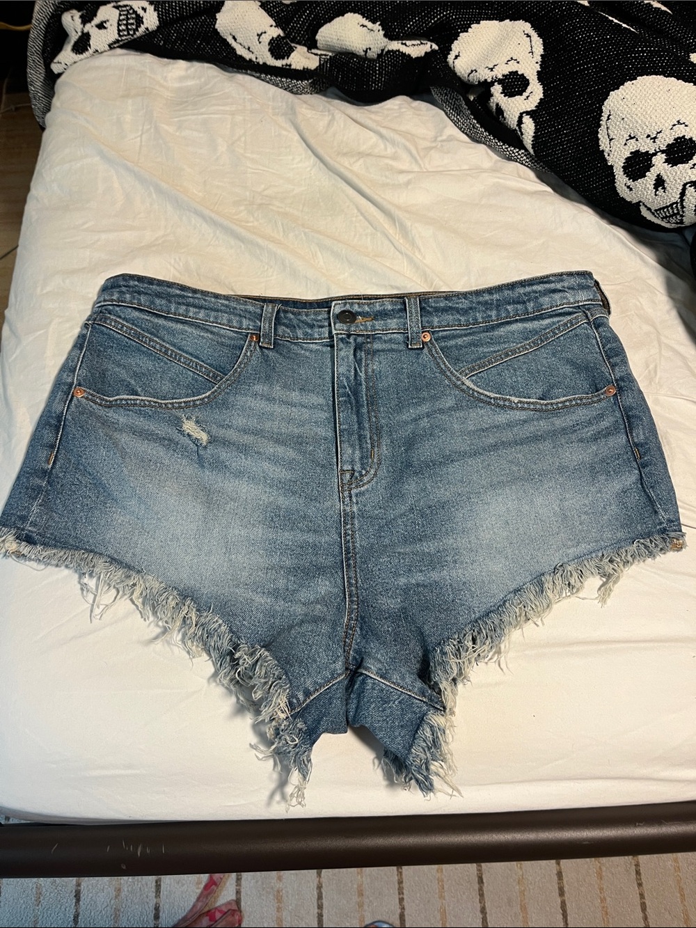 Festi 3'' Ultra High-Rise Cheeky Denim Short, Size 18